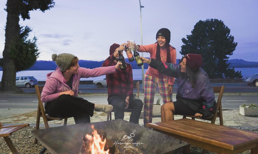 Hostel Hormiga Negra San Carlos de Bariloche Bagian luar foto
